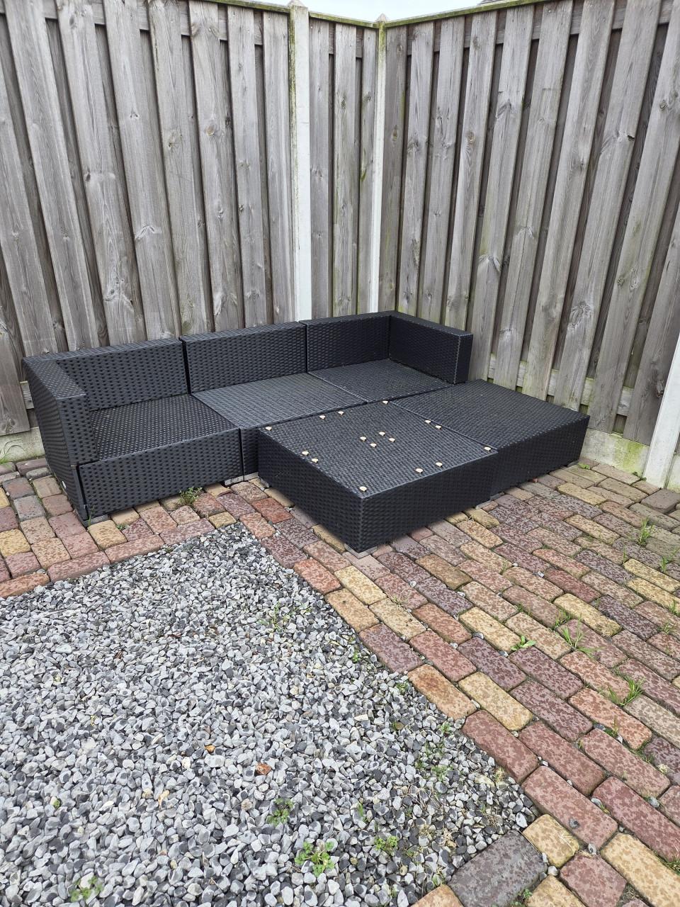 Lounge set, compact model