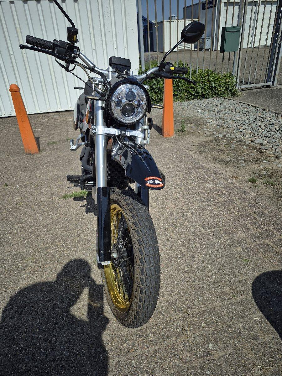 Mash X-Ride 125 demo uit 2025