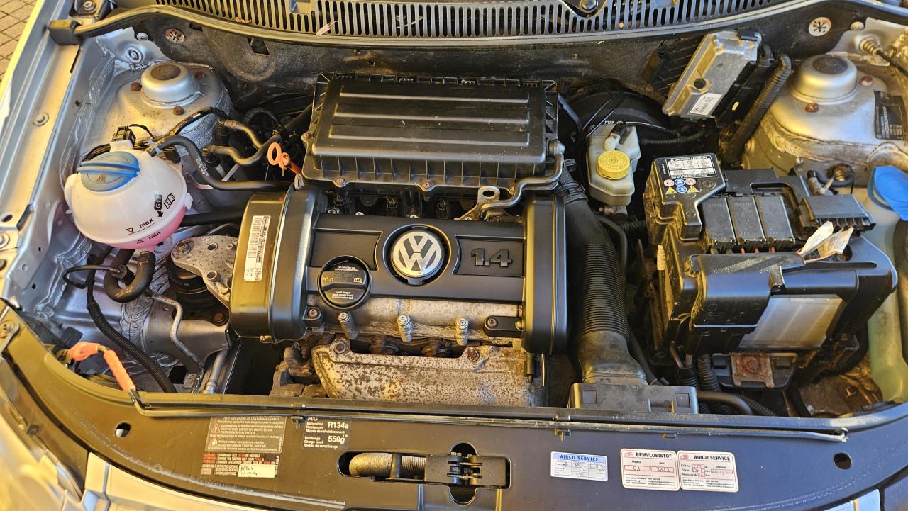 VOLKSWAGEN POLO 1.4 16V OPTIVE  / NL AUTO / NAP / DEALER ONDERHOUDEN
