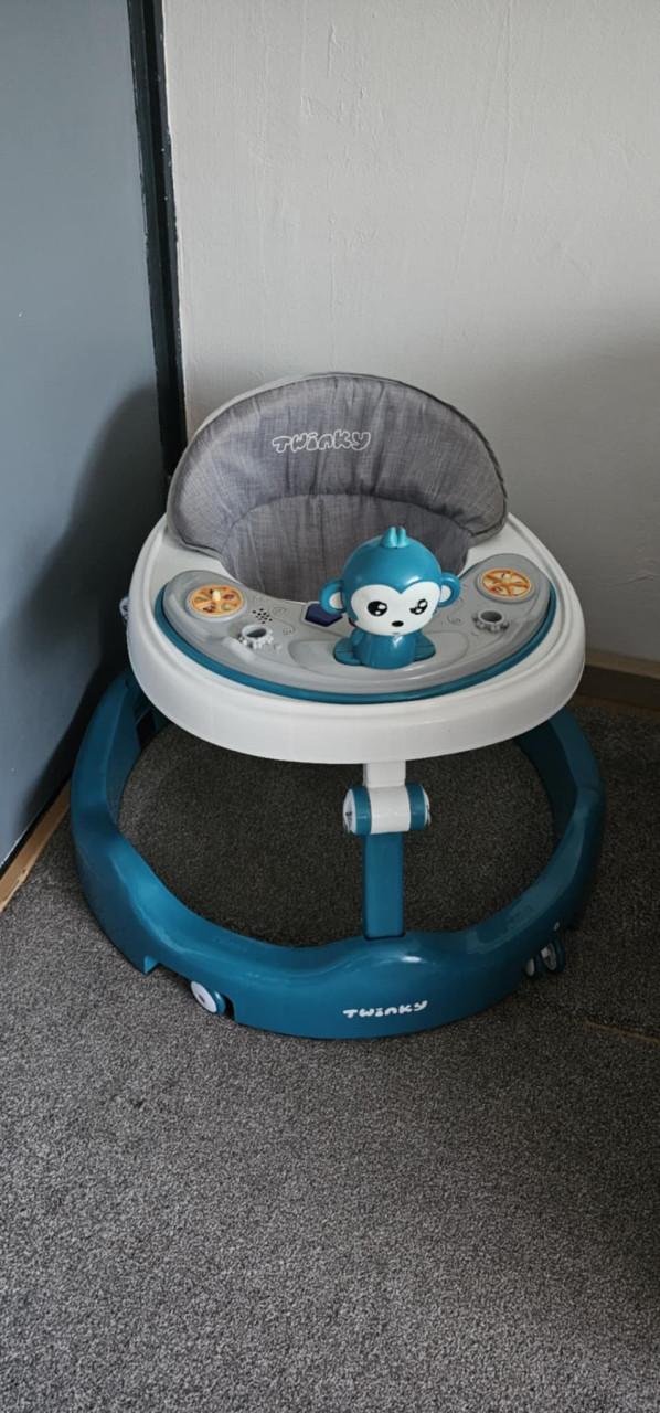 Twinky loopstoel met licht en geluid