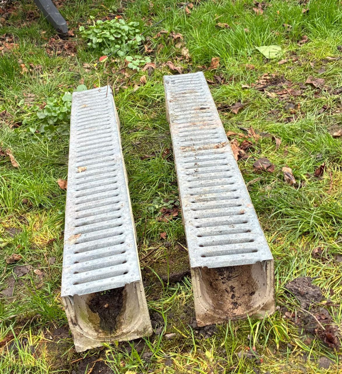 Afvoer lijn regengoot tuin