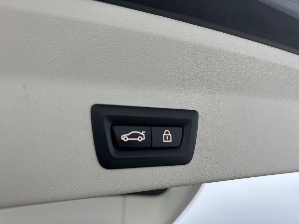 BMW X3 xdrive30e executive leder camera trekhaak
