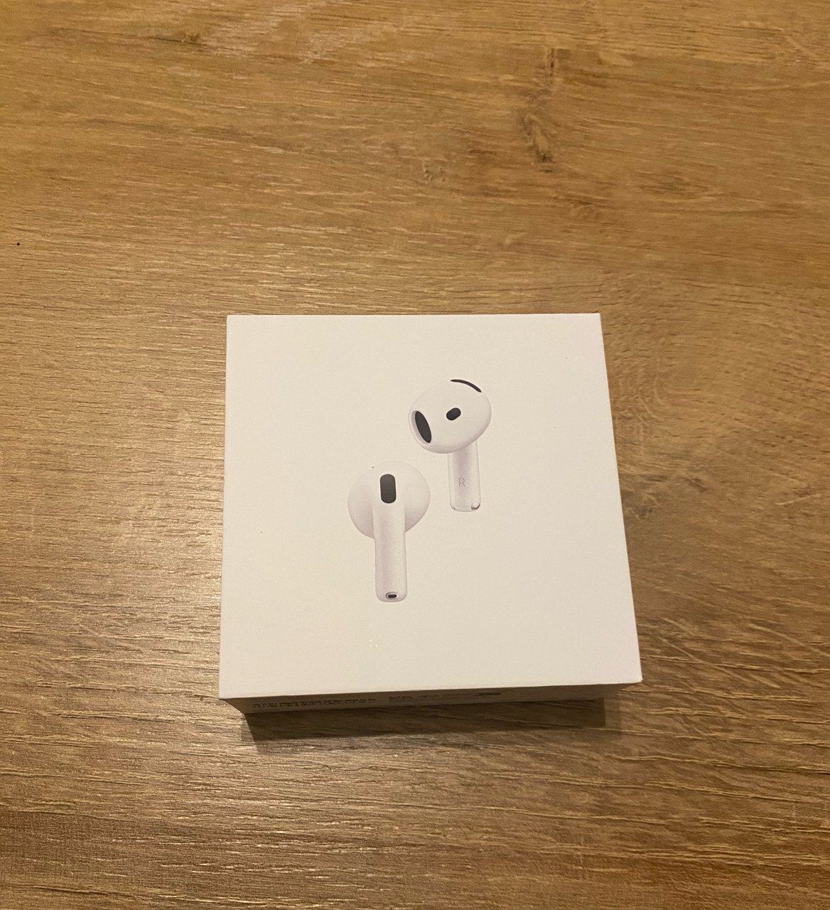 Airpods 4 met Noise canceling