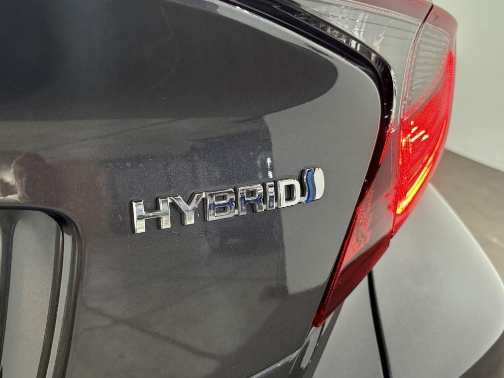 Toyota C-hr 1.8 hybrid style