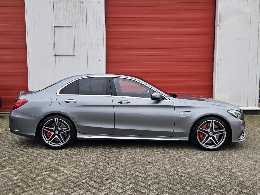 Mercedes-Benz C-Klasse amg 63 s | burmester | pano | acc