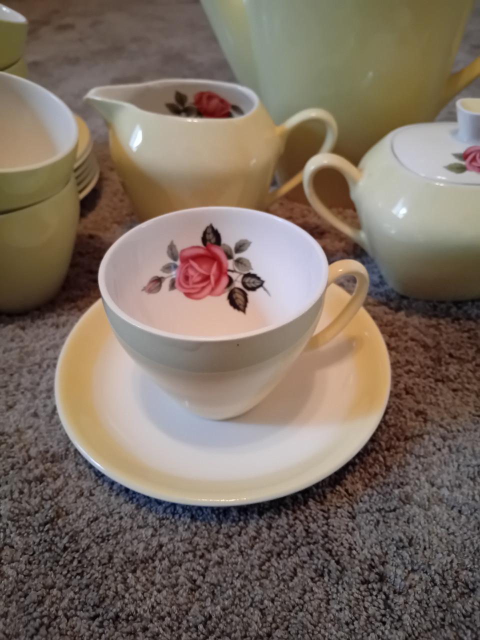 Vintage servies Petrus Regout