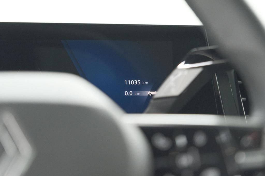 Renault Austral 1.2 e-tech full hybrid 200 techno | 360 camera | panoramada