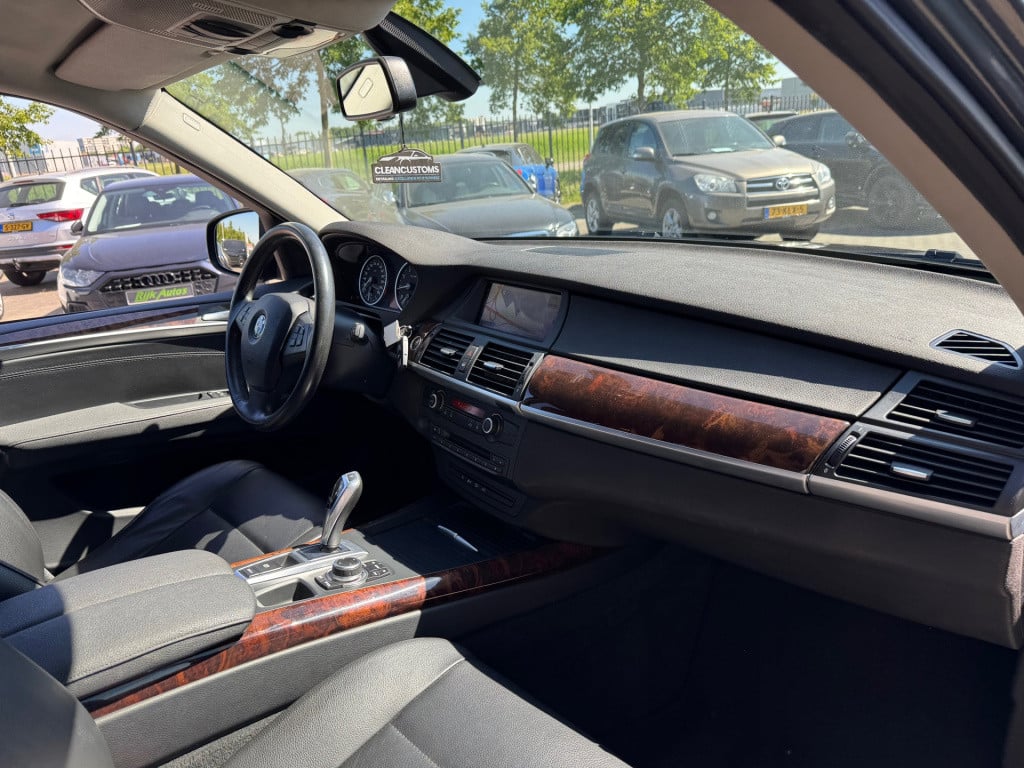BMW X5 xdrive35i * leder * 19 inch * trekhaak * pdc 2x