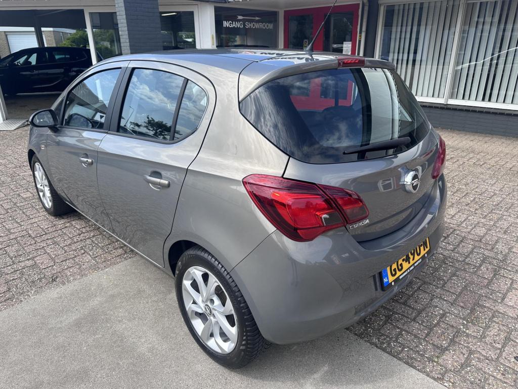 Opel Corsa 1.4 color edition