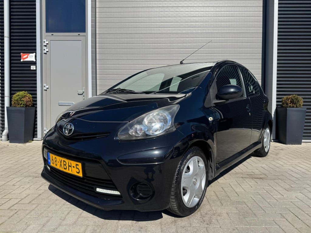 Toyota Aygo 1.0 vvt-i aspiration/1e eig/nap/apk/airco