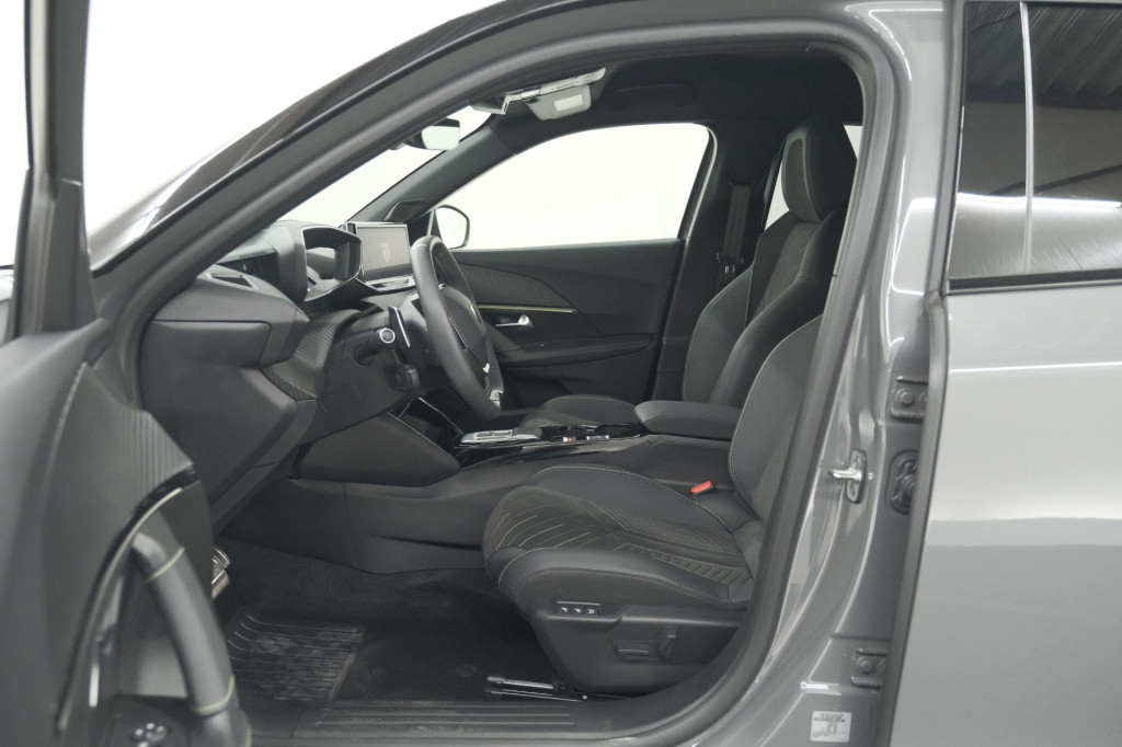 Peugeot 2008 puretech 130 eat8 gt | 360 camera | adaptieve cruise control |