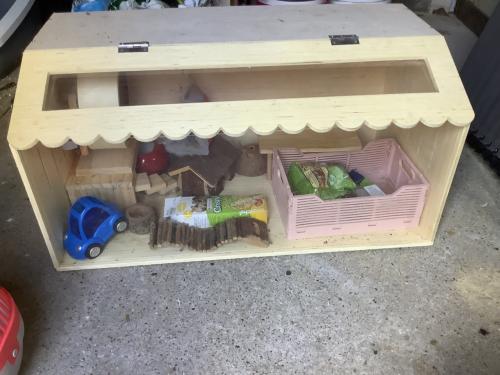 Mooie houten hamsterkooi met toebehoren