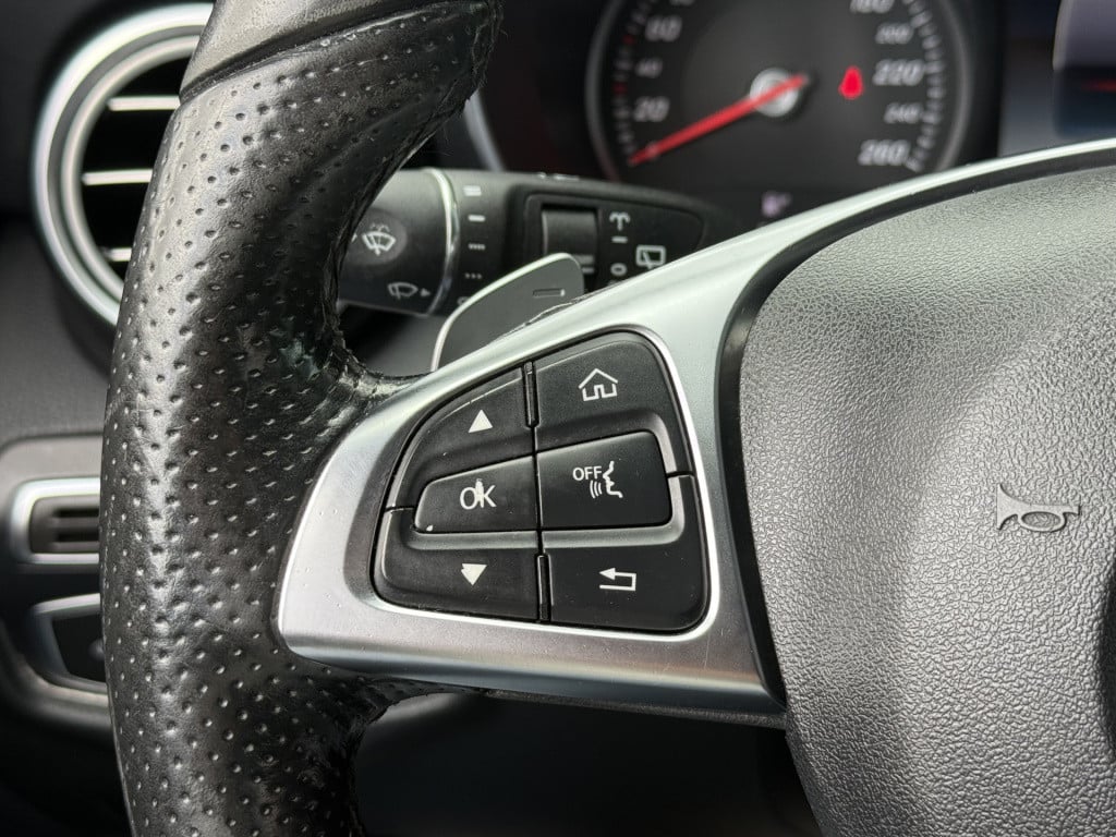 Mercedes-Benz C-Klasse estate 180 amg | trekhaak | leder | camera