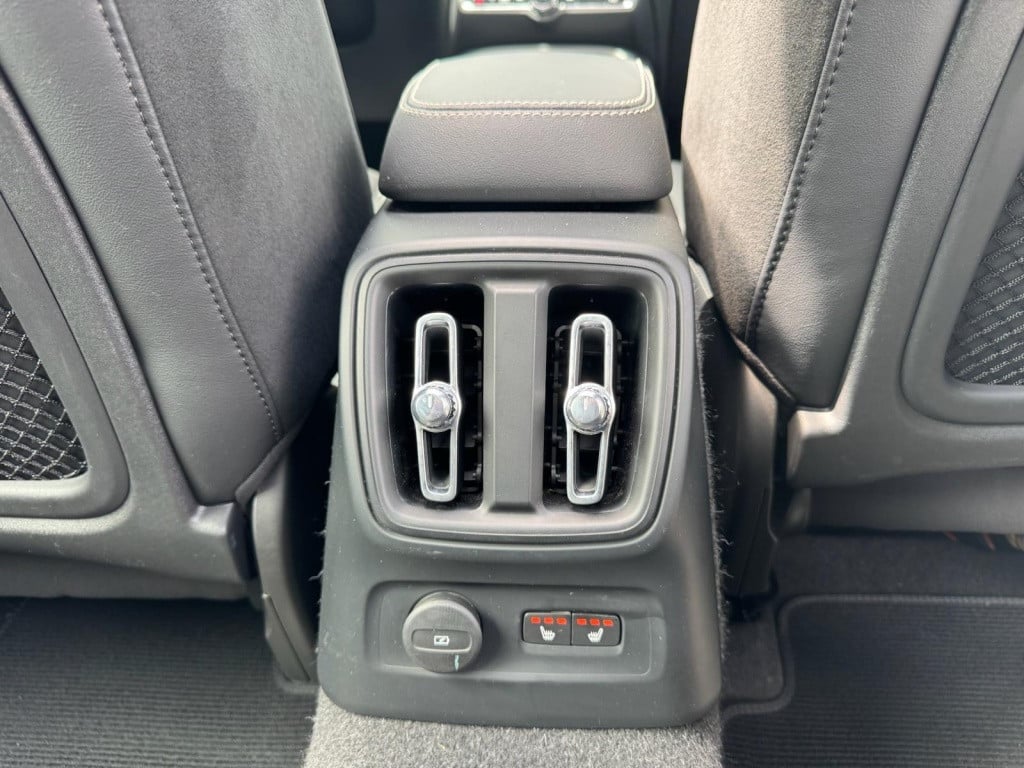 Volvo XC40 xc40 t5