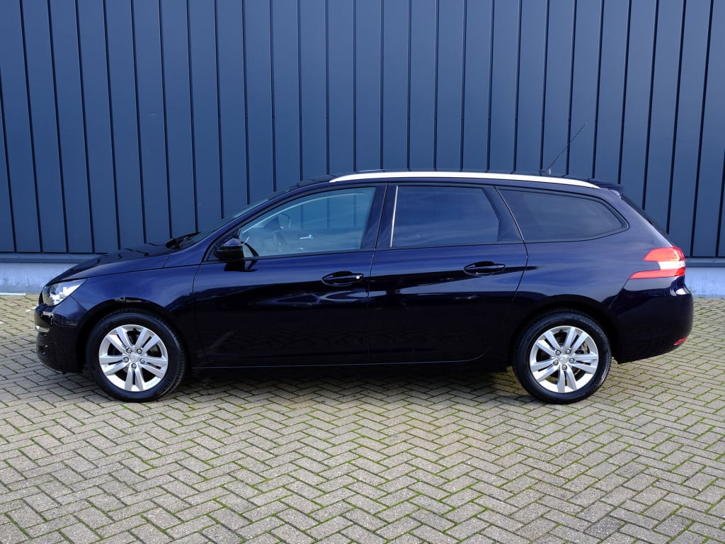 Peugeot 308 1.2 puretech 110pk blue lease | cruise control | airco | naviga