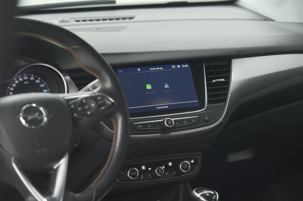 Opel Crossland X 110 turbo online edition | camera | dodehoekdetectie | app