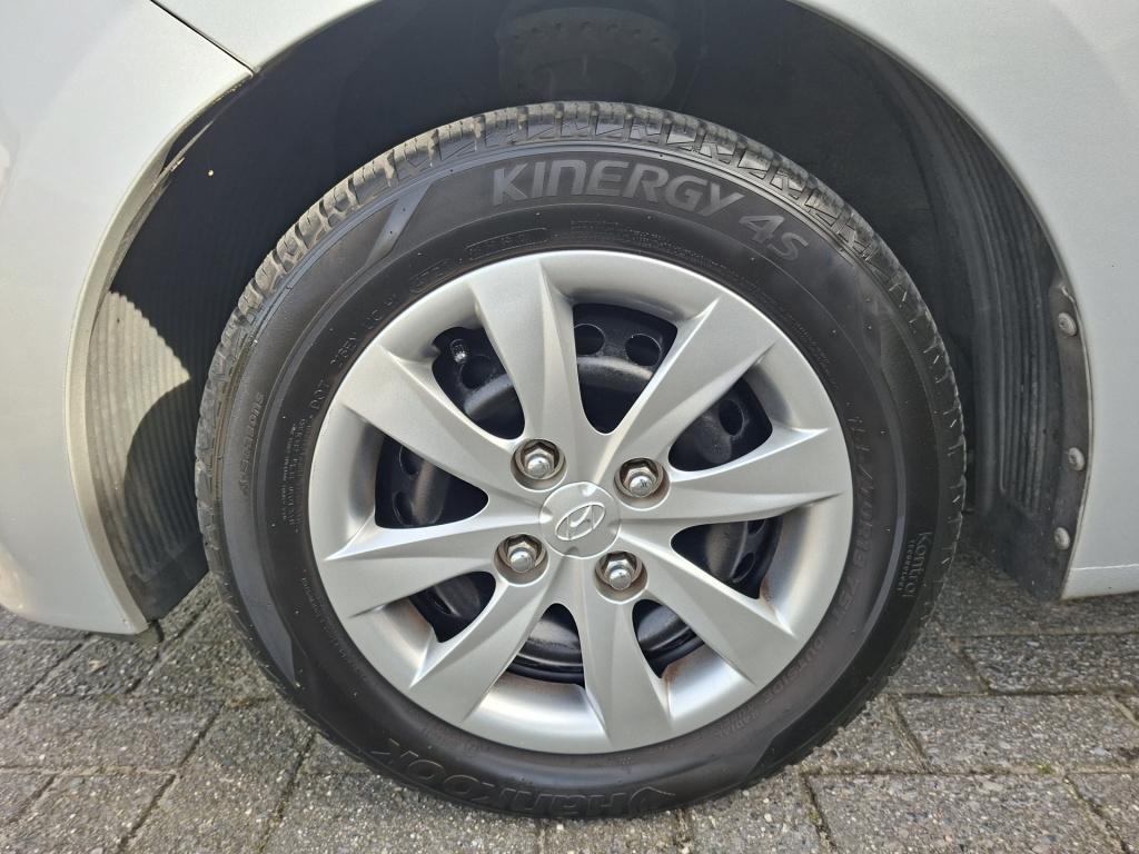 Hyundai I 10 1.0i i-motion comfort | bluetooth | climate control