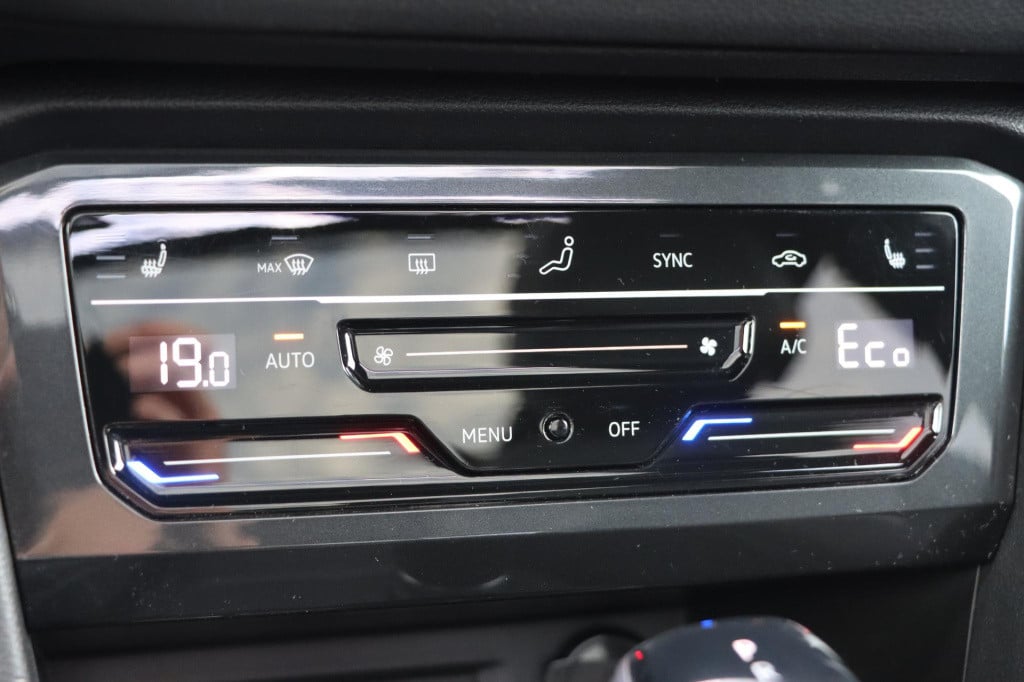 Volkswagen Tiguan 1.4 tsi ehybrid r-line business black style 245pk
