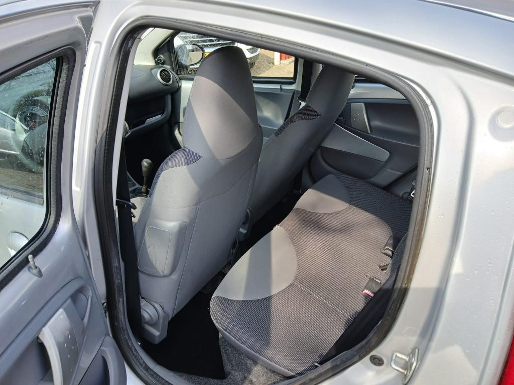 Peugeot 107 xr 1.0 | airco, carplay, beurt, jaar apk, 3 maanden garantie