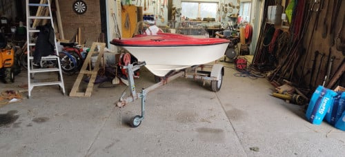 Bootje met 8pk Yamaha