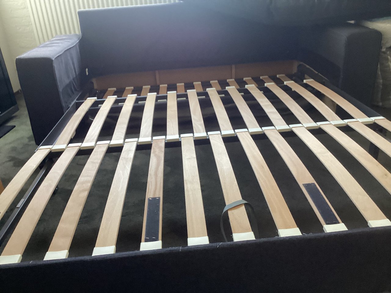 Degelijke nieuwe bedbank 1.60x2.00m