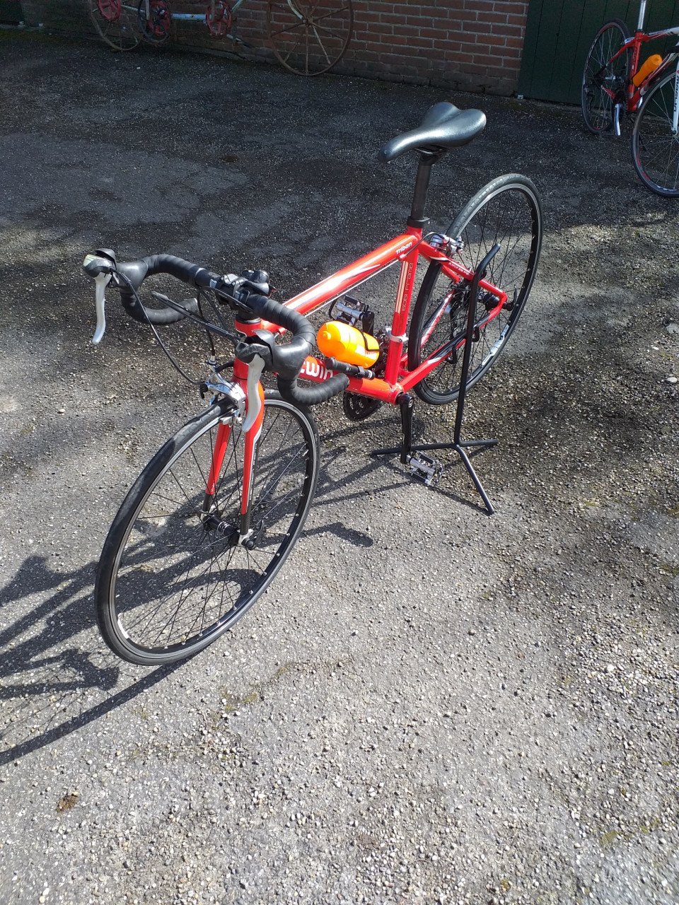 """JEUGDRACEFIETS TRIBAN 3""""