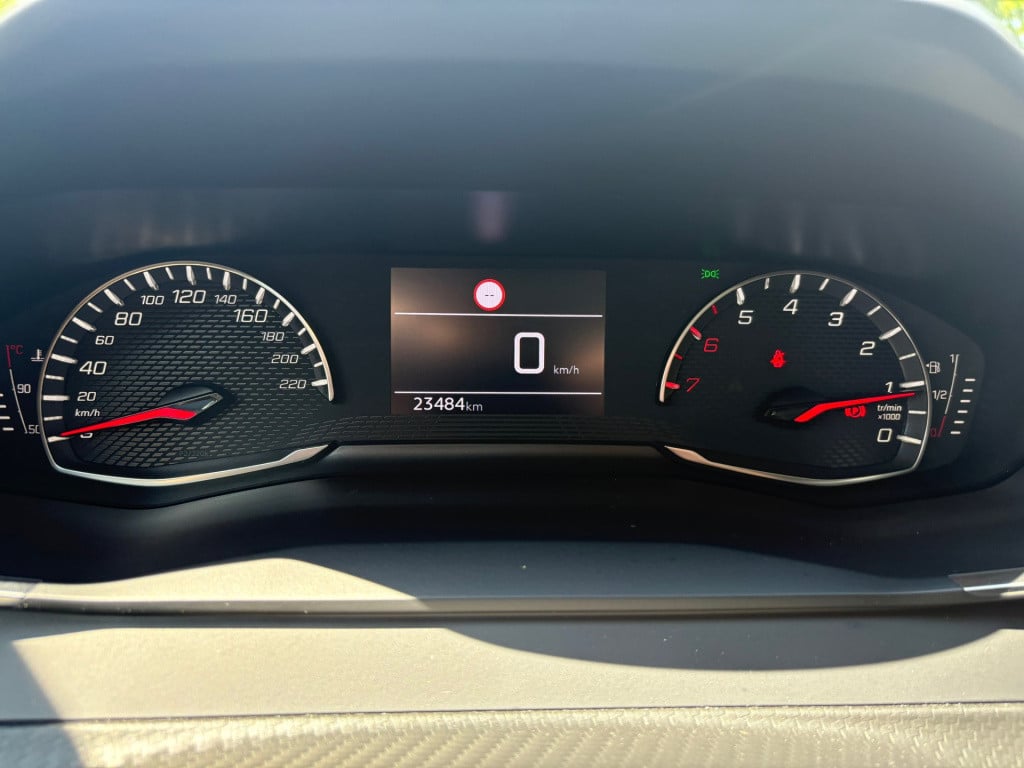 Peugeot 208 1.2 puretech allure pack