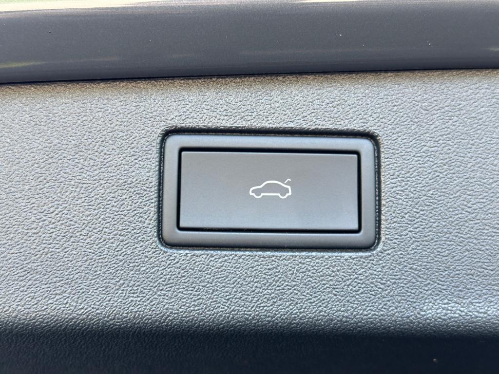 Volkswagen Tiguan 1.5 etsi 150pk elegance | 360 camera | trekhaak | elek. a