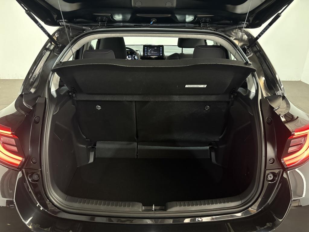 Toyota Yaris 1.5 hybrid dynamic | trekhaak |