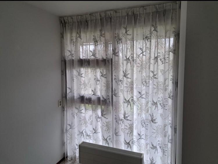 Zeer mooie in between gordijnen