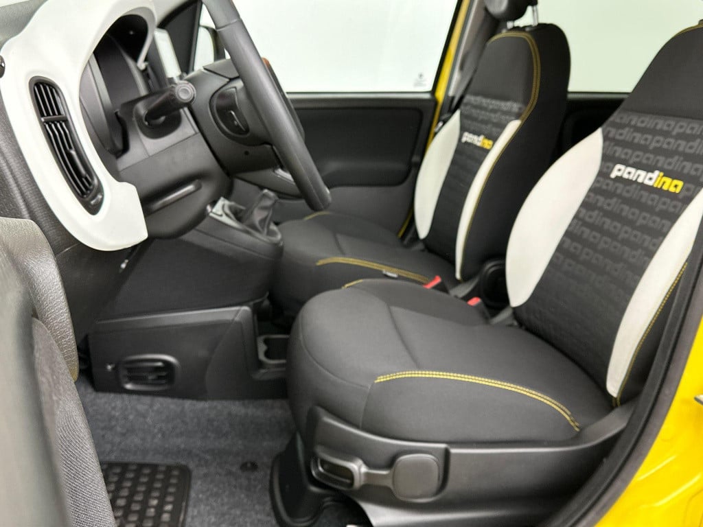 Fiat Panda 1.0 hybrid pandina | parkeersensoren | apple carplay & android a