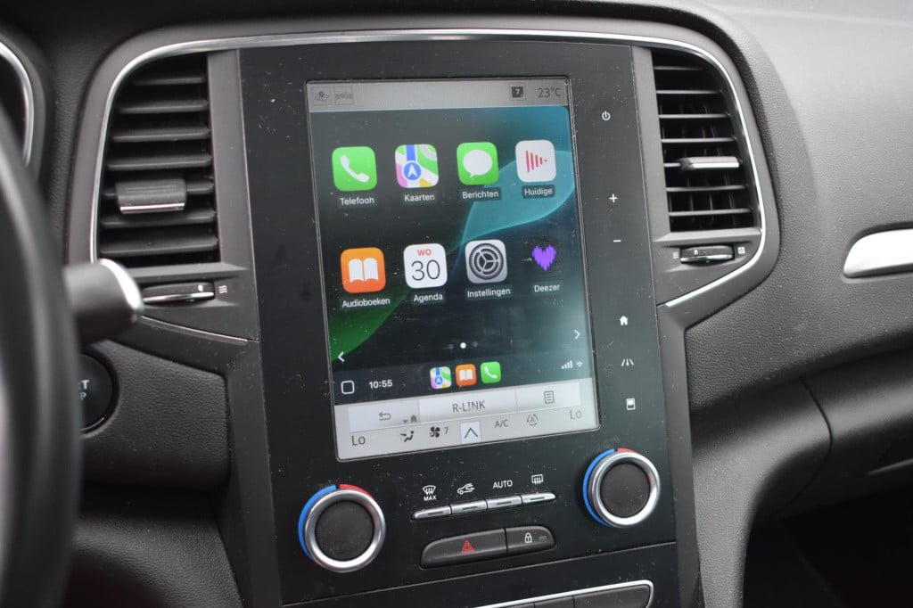 Renault Megane 1.3 tce bose | schuifdak | apple carplay | camera | adaptiev