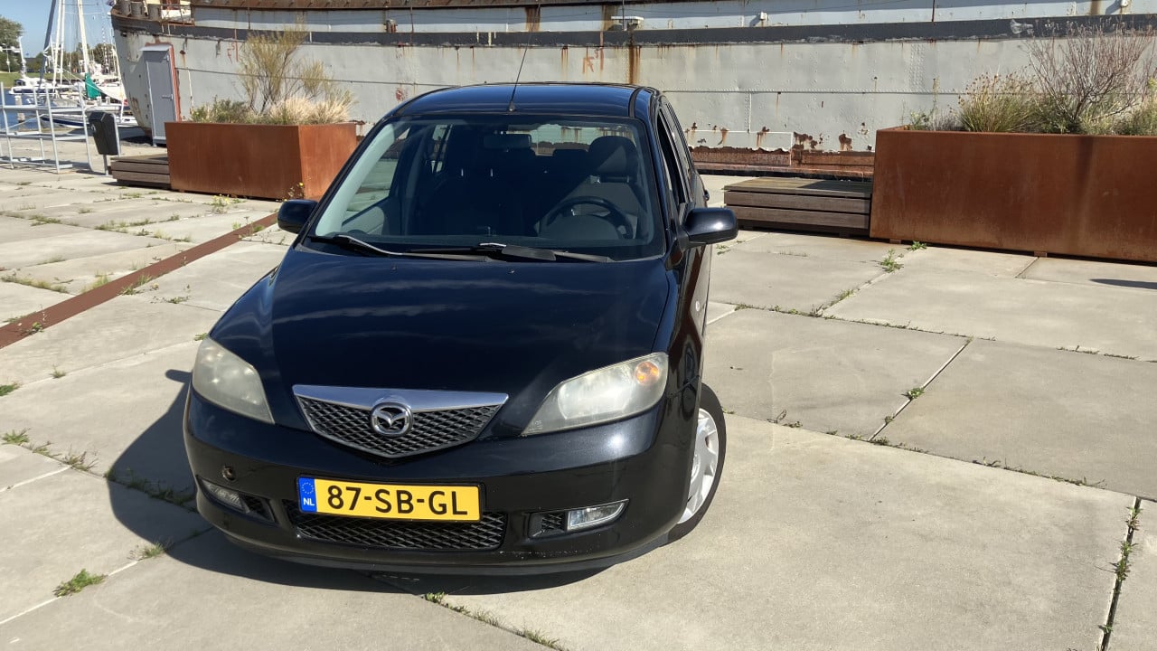 Mazda 2