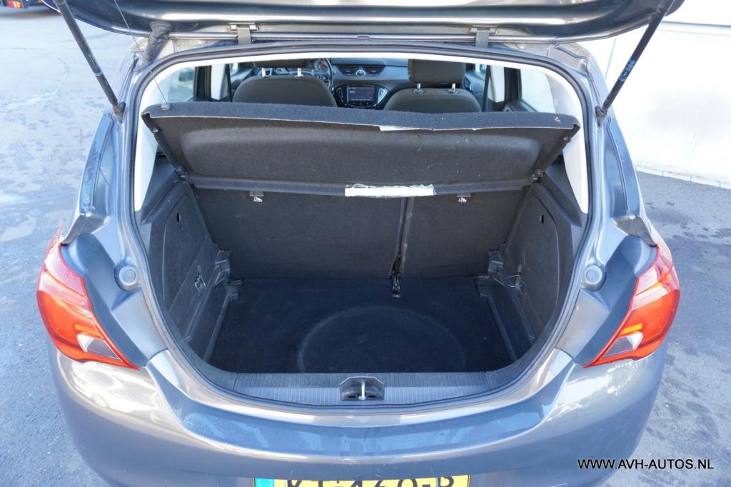 Opel Corsa 1.4 color edition