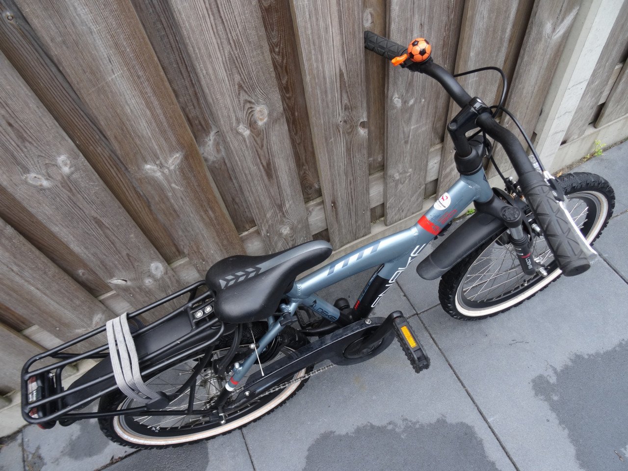 Loekie Snake 20 inch jongensfiets