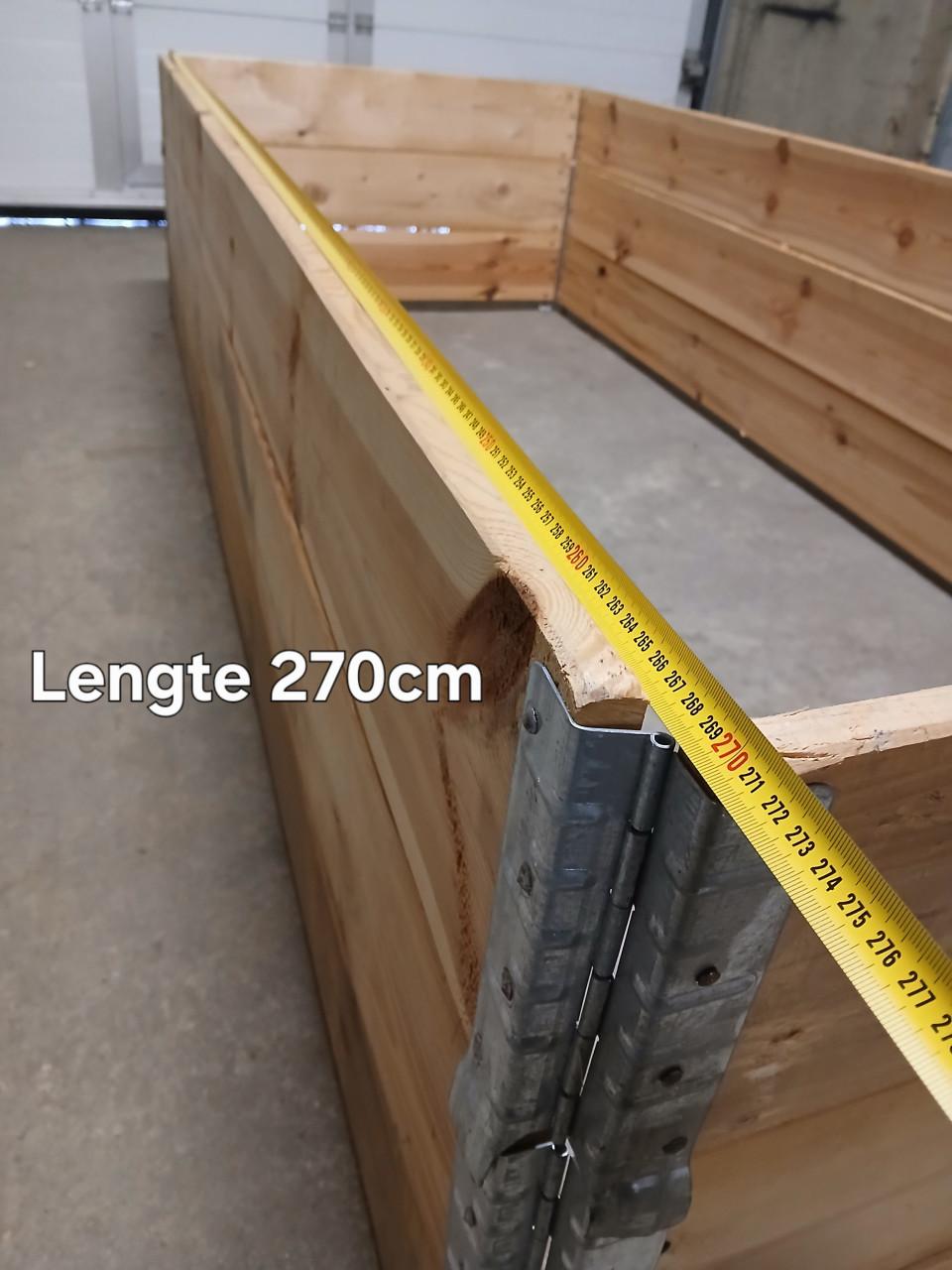 De echte grote Moestuin bakken of palletranden voor de groente tuin