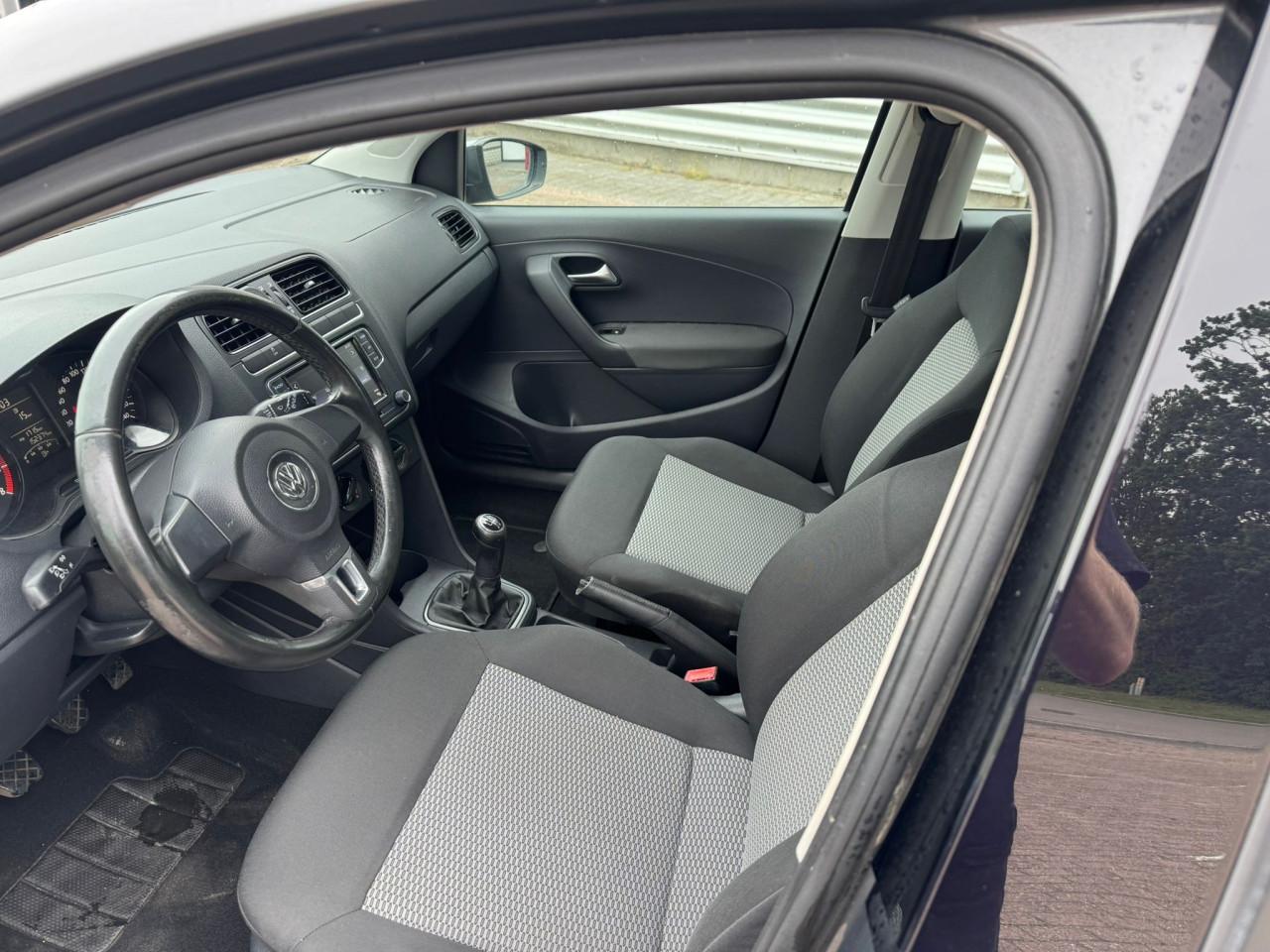 Vw polo bj 2011  3250 euro