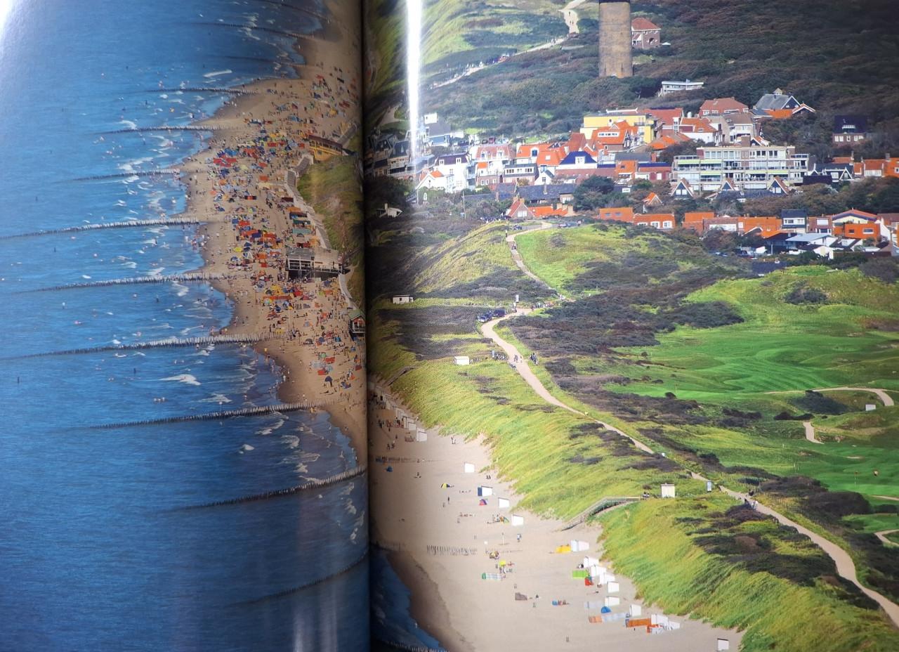 Zeeland belicht 3x), door Jan van Damme, fotografie Ruden Riemens