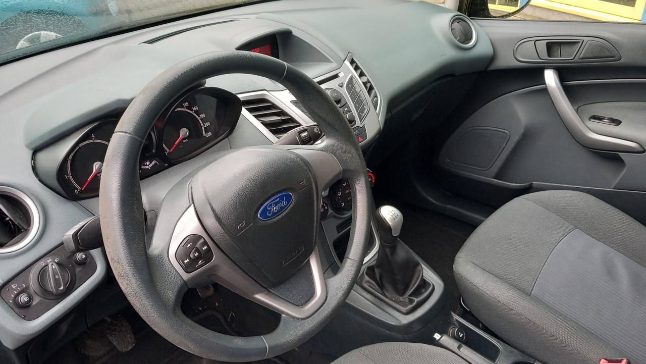 Ford FIESTA 1.25 Trend 5deurs bj:2011 airco 103.000km!!! lm-velgen