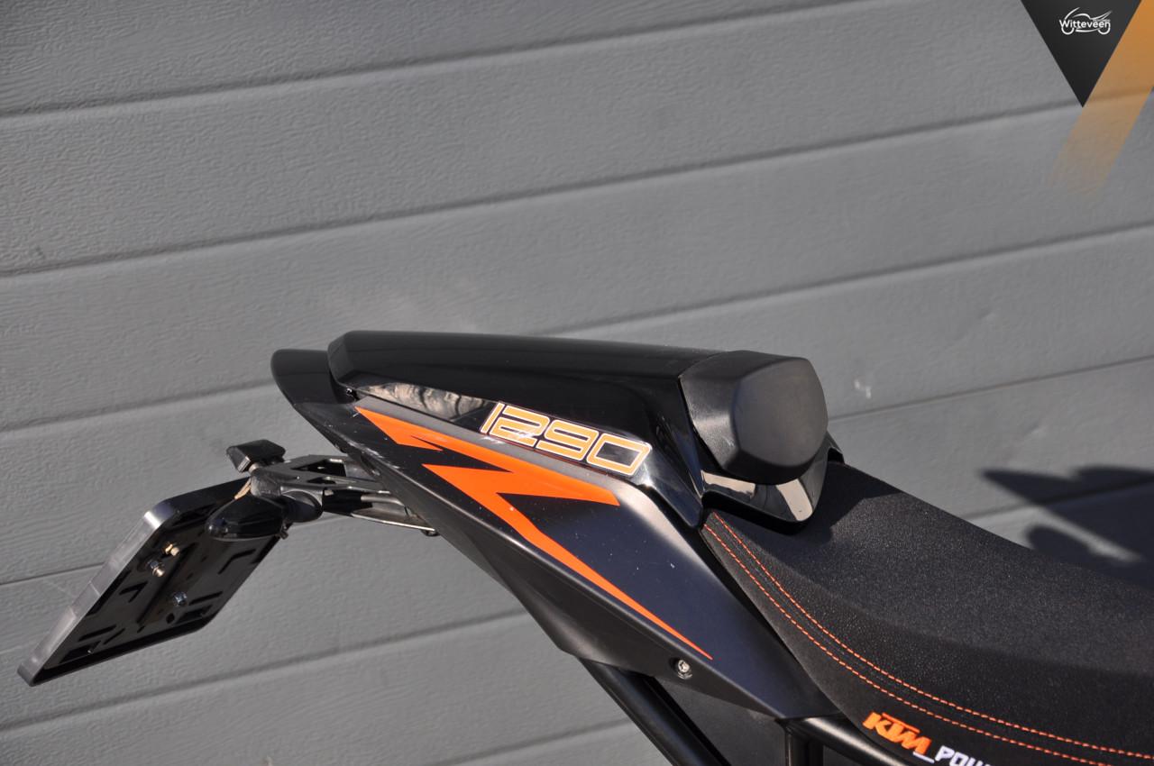 KTM 1290 SuperDuke R Akrapovic, Nederlandse motor