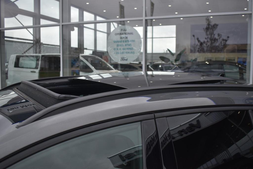 Ford Focus wagon 1.0 ecoboost hybrid st line x | climate control | cruise c