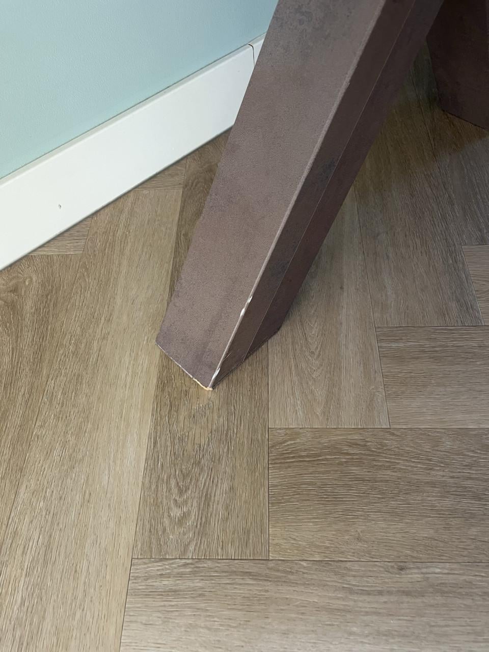 Eettafel met 6 stoelen