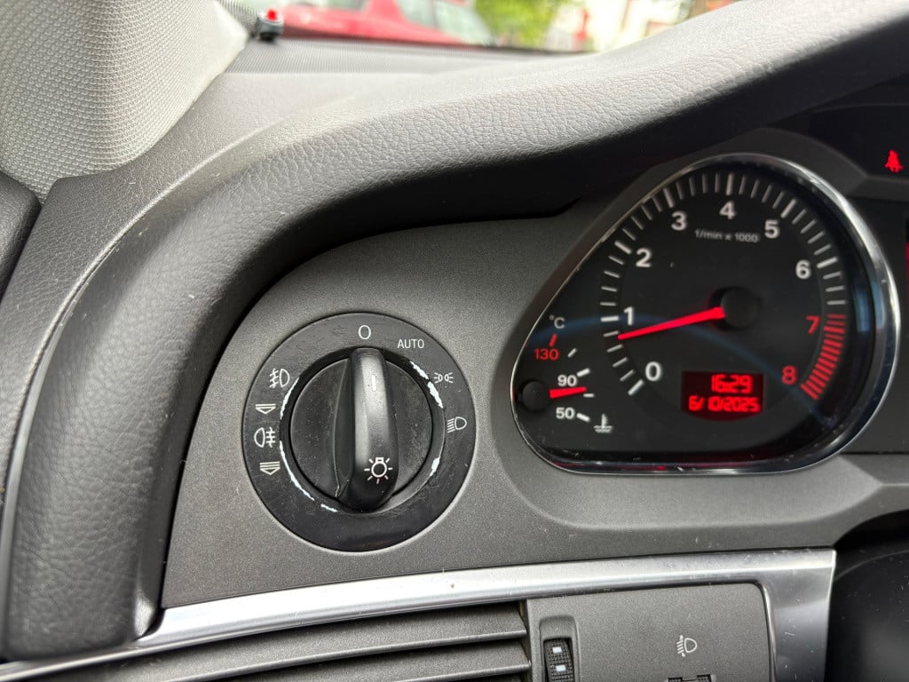 Audi A6 limousine 2.4