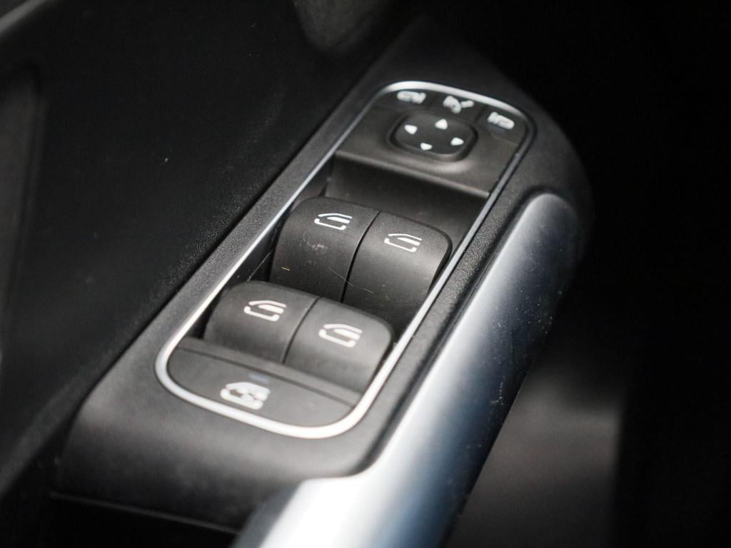 Mercedes-Benz Gla-klasse 250 e amg line premium plus | automaat | panorama 