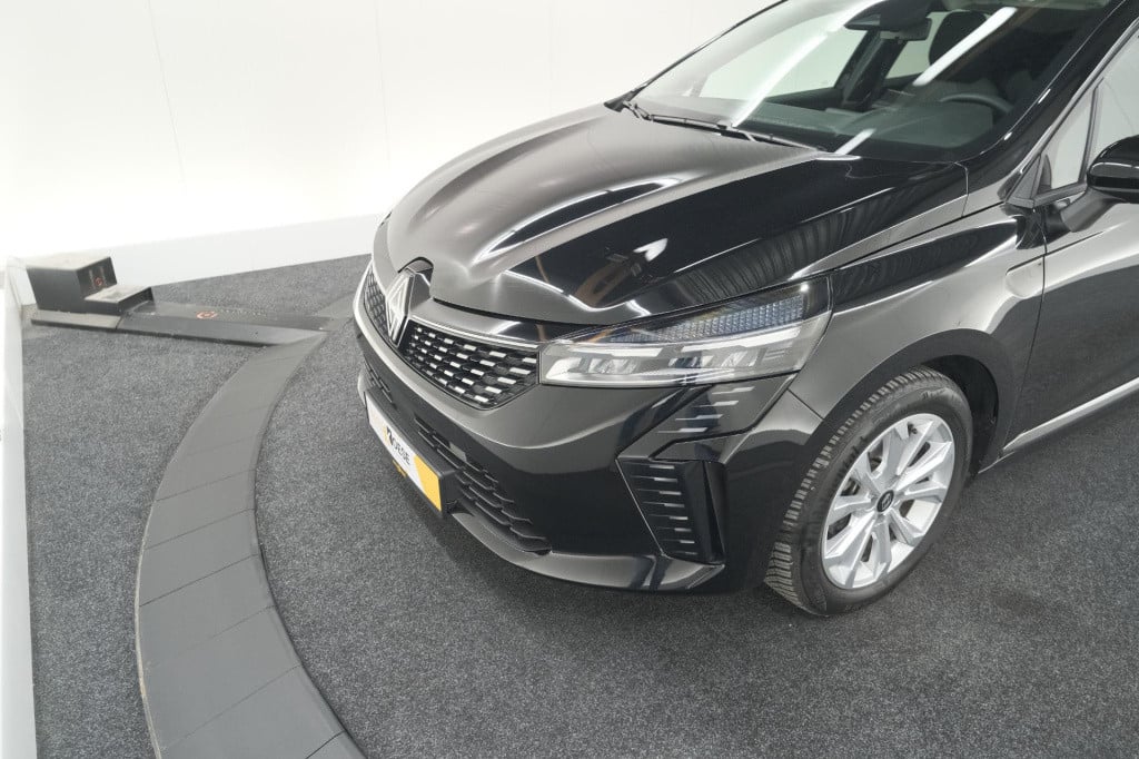 Renault Clio tce 90 evolution | camera | navigatie | apple carplay | parkee