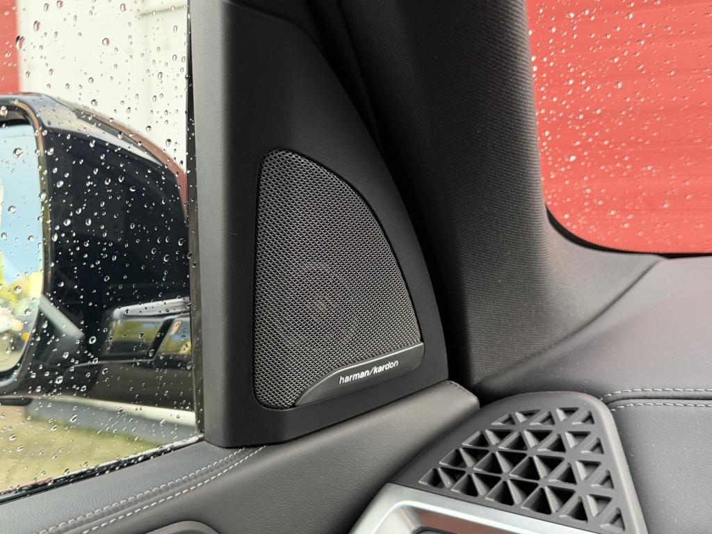 BMW X5 xdrive50e m-sport | pano | luchtvering | elek. trekhaak | rijklaar i