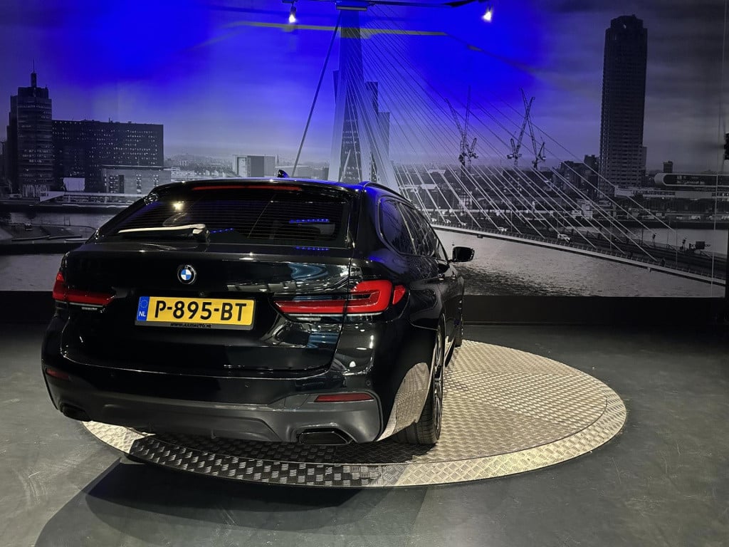BMW 5 Serie touring 520i high executive m-pakket *camera*leer*