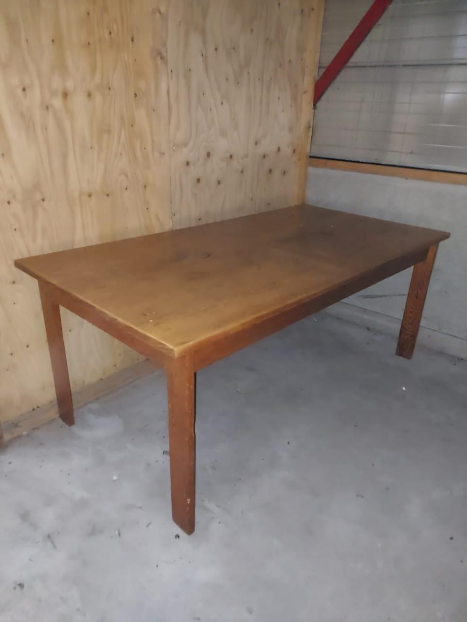 Grenen houten tafel