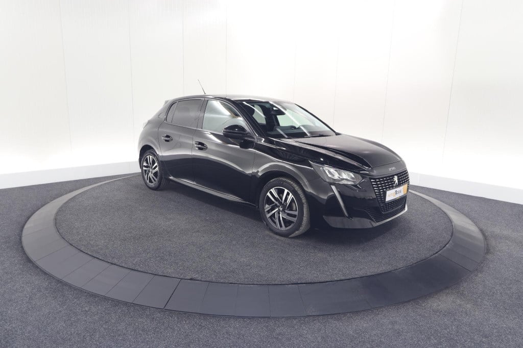 Peugeot 208 puretech 100 allure pack | camera | apple carplay | stoelverwar