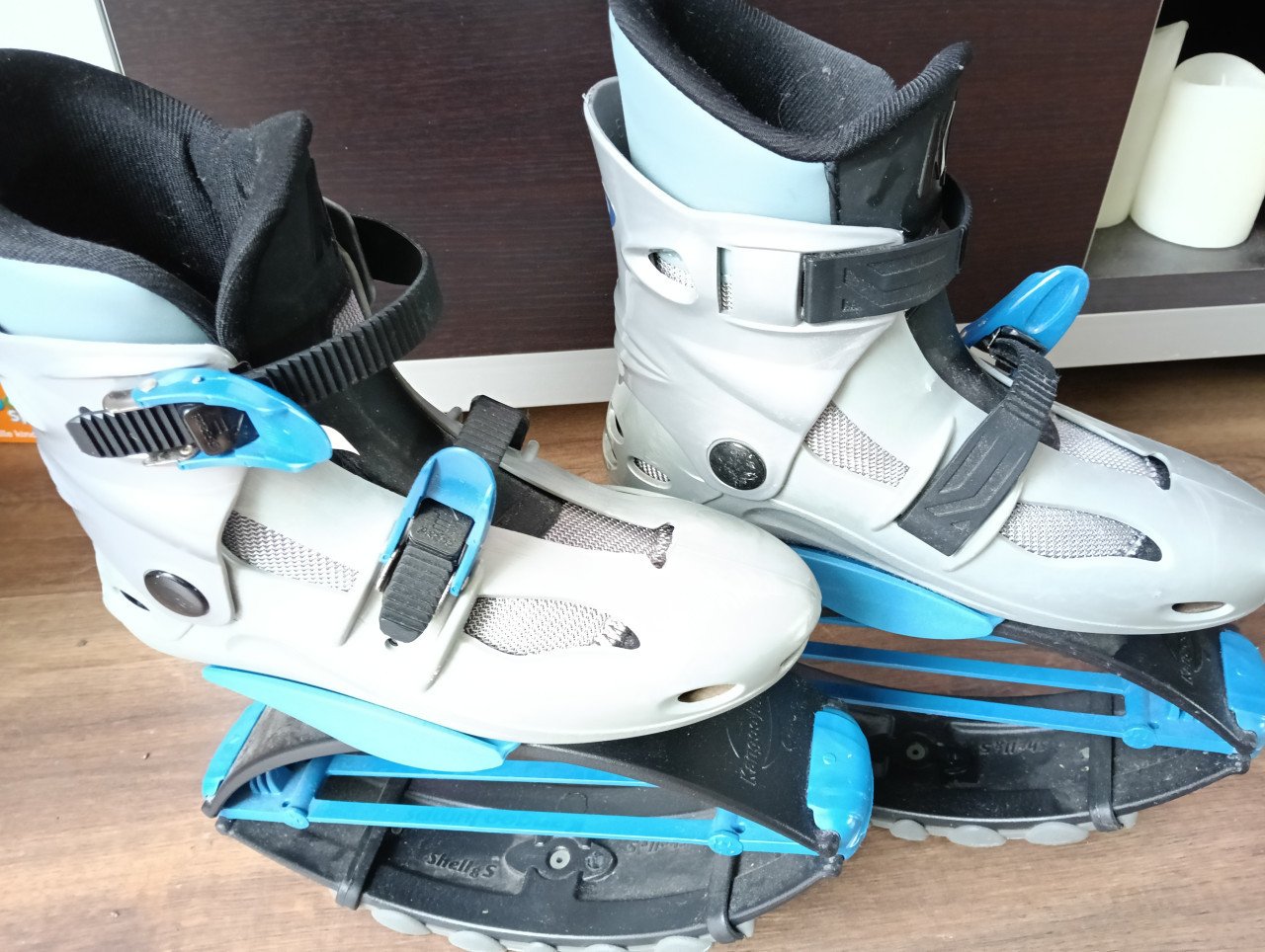 Kangoo jumps